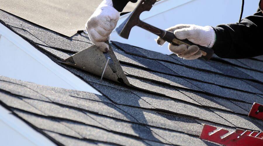 Professional residential roofers in Serena, IL
